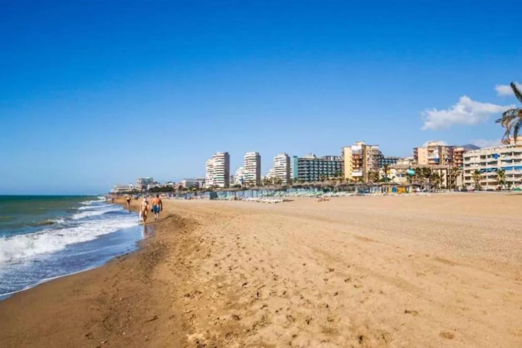 Eden Costa Lago Primera Linea De Mar Torremolinos Dış mekan fotoğraf