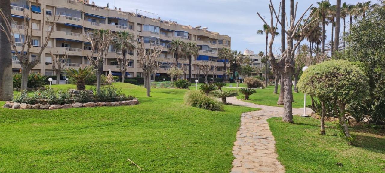 Eden Costa Lago Primera Linea De Mar Torremolinos Dış mekan fotoğraf